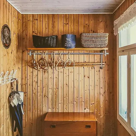 Ahomoisio By Interhome